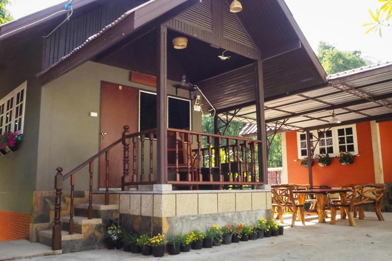 مبيت وإفطار Pak Chong Chomklong Experience المظهر الخارجي الصورة